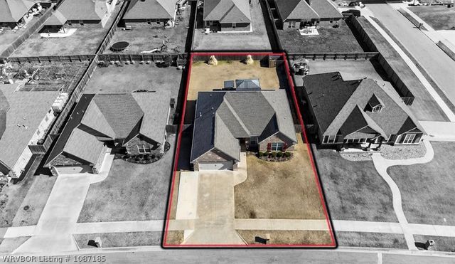 9023 Hawthorne Lane, Fort Smith, AR 72908