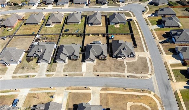 9023 Hawthorne Lane, Fort Smith, AR 72908