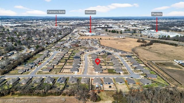 9023 Hawthorne Lane, Fort Smith, AR 72908