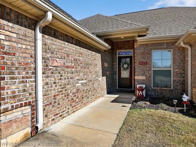 9023 Hawthorne Lane, Fort Smith, AR 72908