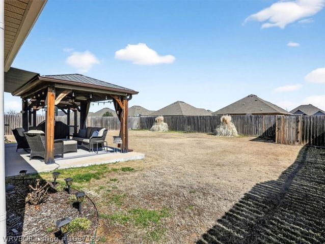 9023 Hawthorne Lane, Fort Smith, AR 72908