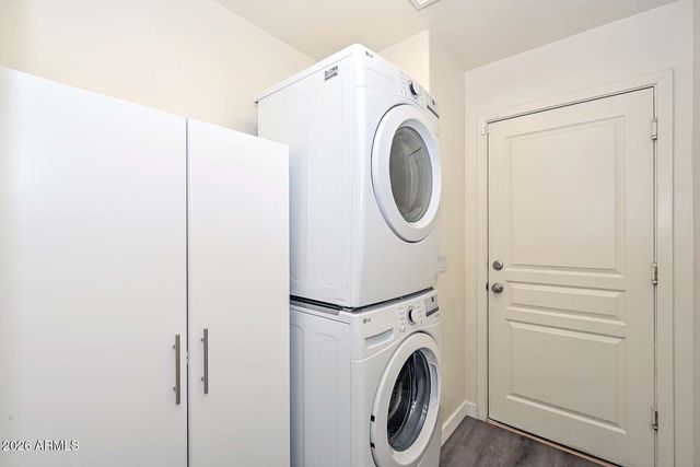 2210 E BRANHAM Lane, Phoenix, AZ 85042