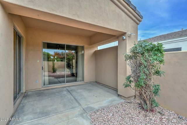 2210 E BRANHAM Lane, Phoenix, AZ 85042