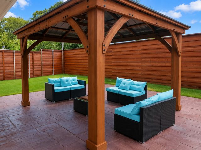 1846 Nomas Street, Dallas, TX 75212