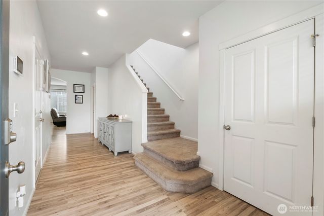 1005 Van Ogle Lane NW, Orting, WA 98360