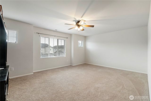 1005 Van Ogle Lane NW, Orting, WA 98360