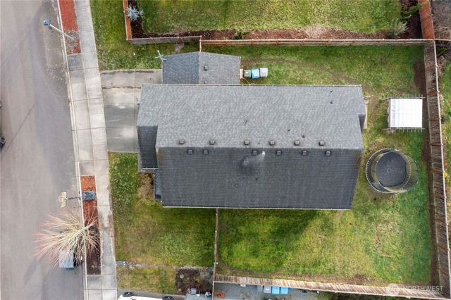 1005 Van Ogle Lane NW, Orting, WA 98360