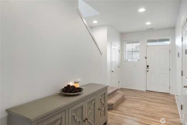 1005 Van Ogle Lane NW, Orting, WA 98360