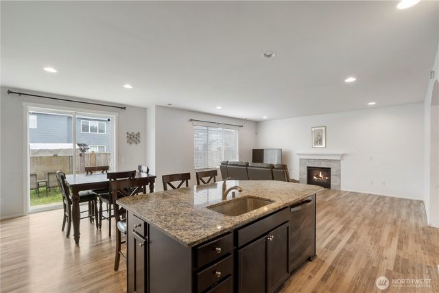 1005 Van Ogle Lane NW, Orting, WA 98360