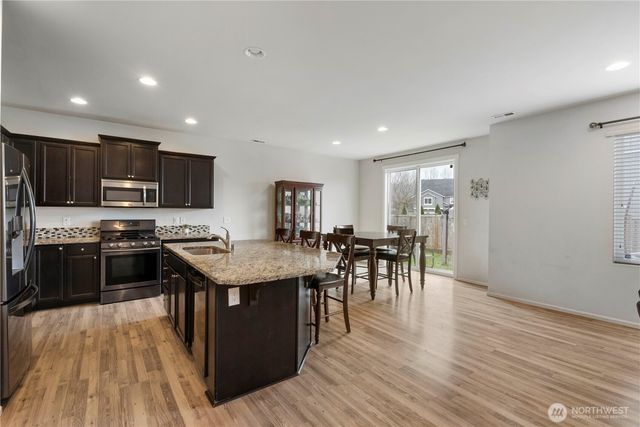 1005 Van Ogle Lane NW, Orting, WA 98360