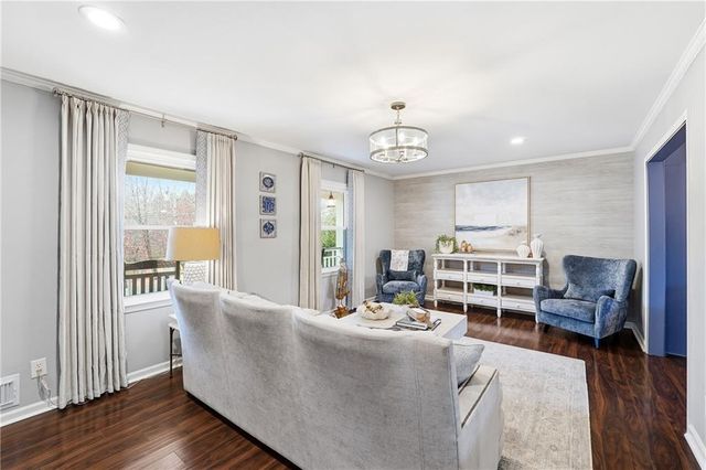 2871 Fontainebleau Drive, Dunwoody, GA 30360