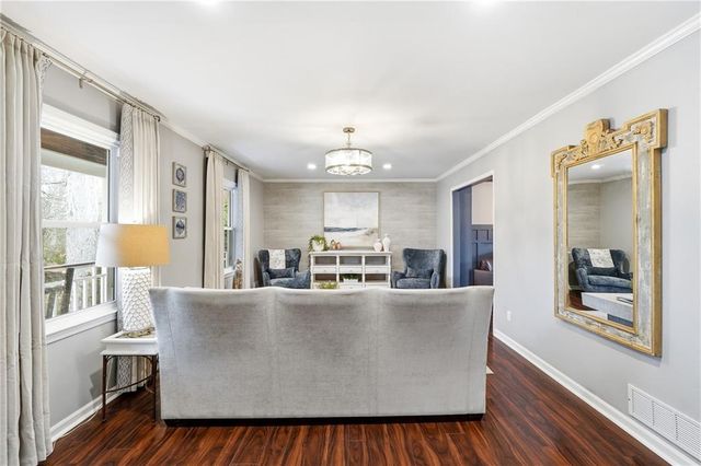 2871 Fontainebleau Drive, Dunwoody, GA 30360