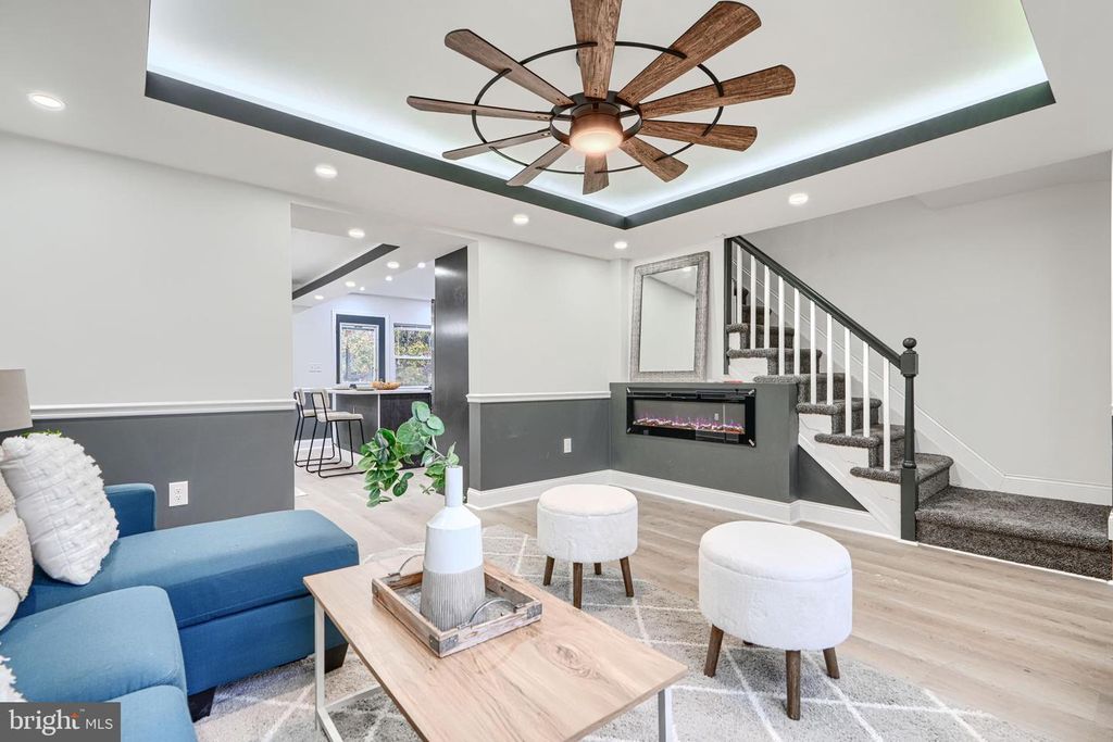 718 BENNINGHAUS RD, Baltimore, MD 21212