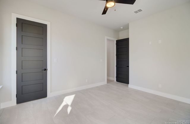 981 Jenny Leigh Trail, Bulverde, TX 78163