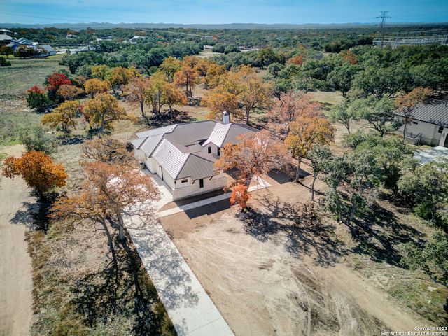 981 Jenny Leigh Trail, Bulverde, TX 78163