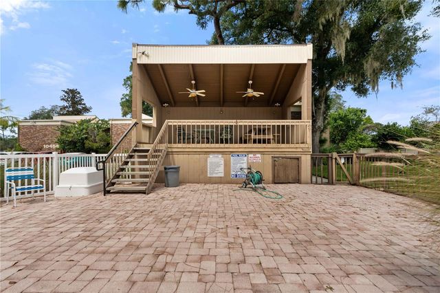 10455 CARROLLBROOK COURT 114, Tampa, FL 33618