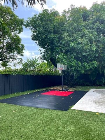 1881 SW 36th Ct 0, Miami, FL 33145