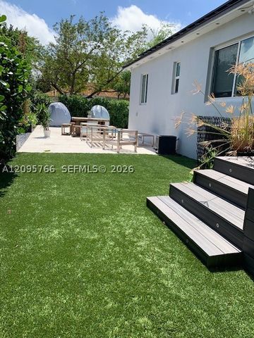 1881 SW 36th Ct 0, Miami, FL 33145
