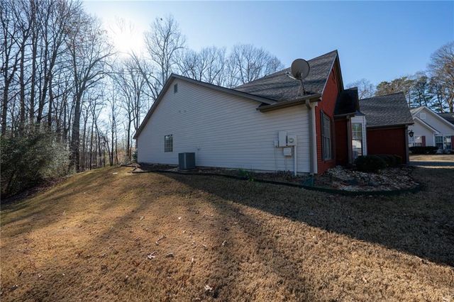 3190 Hampton Trace Court, Buford, GA 30519