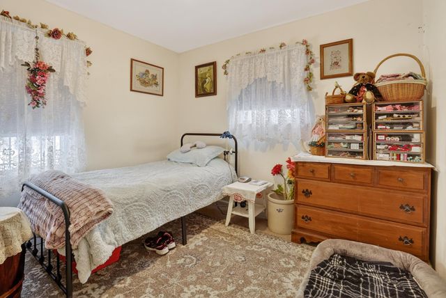 5705 Winthrop Boulevard, Flint, MI 48505