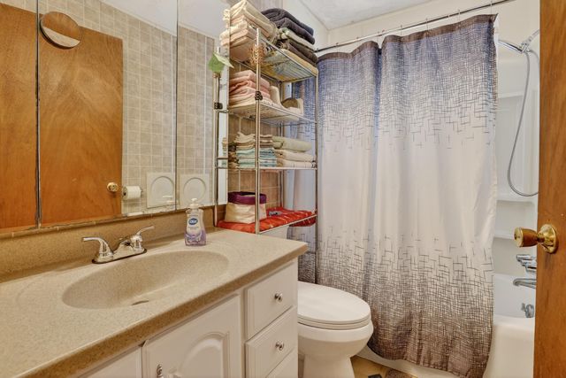 5705 Winthrop Boulevard, Flint, MI 48505