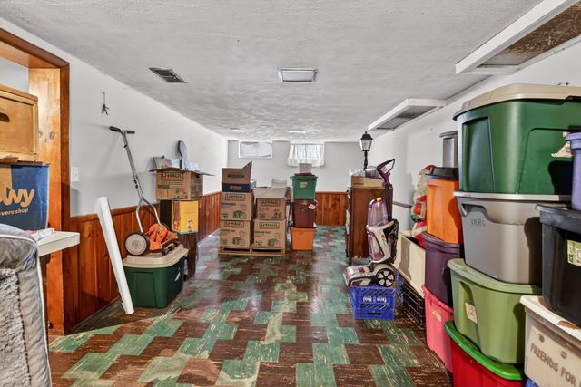 5705 Winthrop Boulevard, Flint, MI 48505