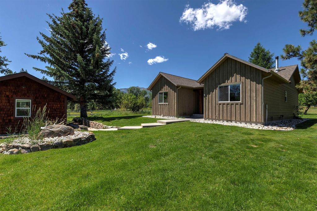 711 Fred Burr Road, Victor, MT 59875 photo 13