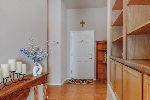 7628 Mesa Del Oro Lane, Santa Fe, NM 87507