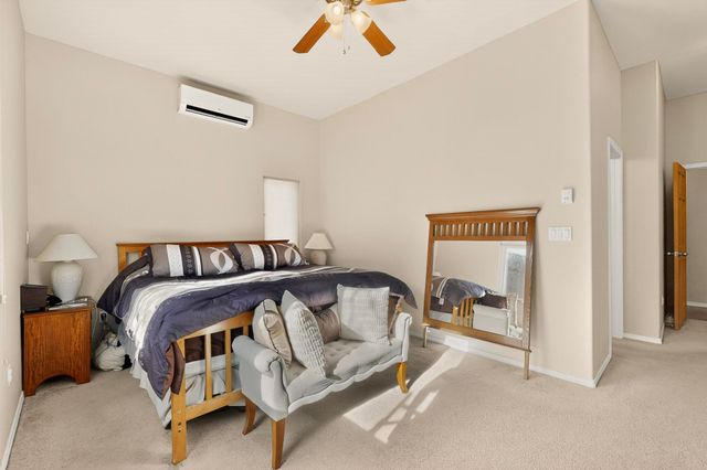 7628 Mesa Del Oro Lane, Santa Fe, NM 87507