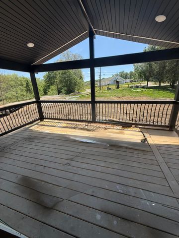 42 Moore Hill Avenue, Corbin, KY 40701