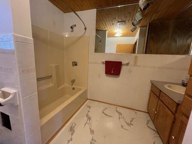 N11116 FIVE STAR LANE, Crivitz, WI 54114