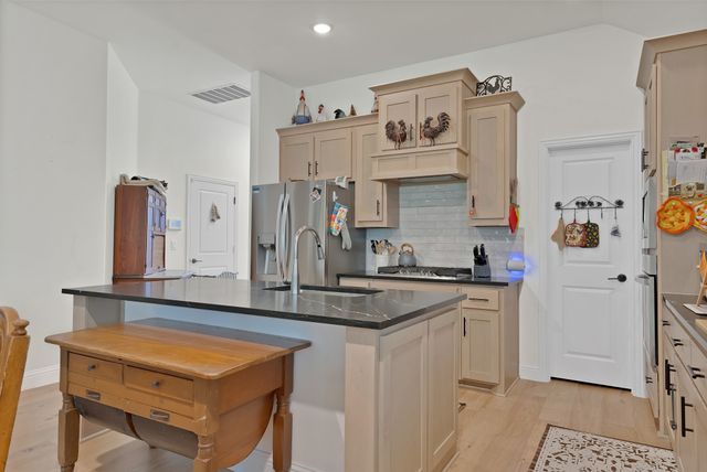 1521 Alexander Drive, Mckinney, TX 75071