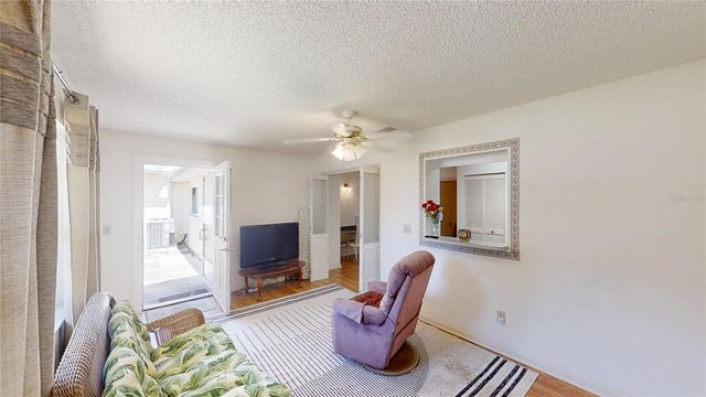 9394 SW 97TH LANE B, Ocala, FL 34481