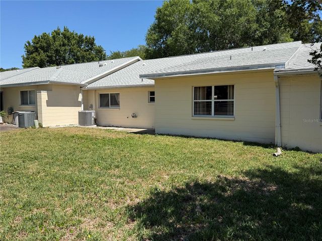 9394 SW 97TH LANE B, Ocala, FL 34481