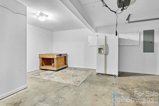 11 Ridgeland Lane, Asheville, NC 28805