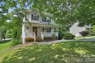 11 Ridgeland Lane, Asheville, NC 28805