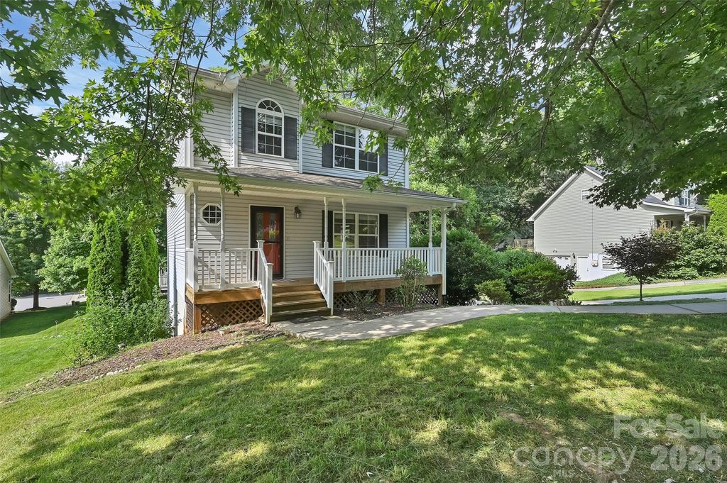 11 Ridgeland Lane, Asheville, NC 28805