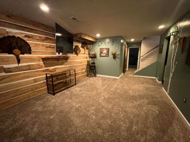 111 Foxtail Drive, Ionia, MI 48846