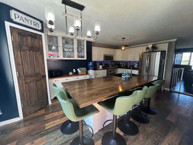 111 Foxtail Drive, Ionia, MI 48846