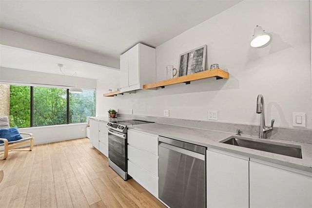 2104 Pauline Boulevard 205, Ann Arbor, MI 48103