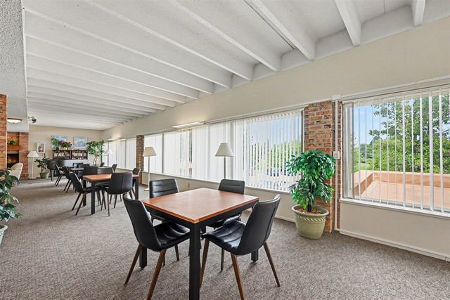 2104 Pauline Boulevard 205, Ann Arbor, MI 48103