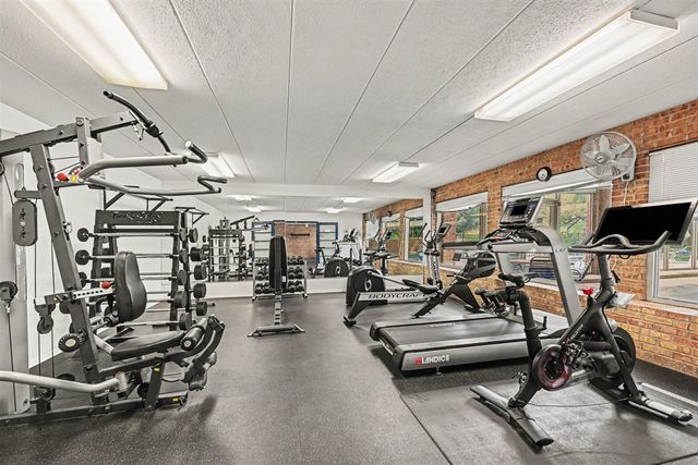 2104 Pauline Boulevard 205, Ann Arbor, MI 48103