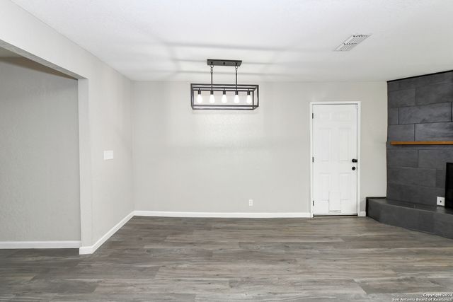 7430 Stagecoach Ln, San Antonio, TX 78227