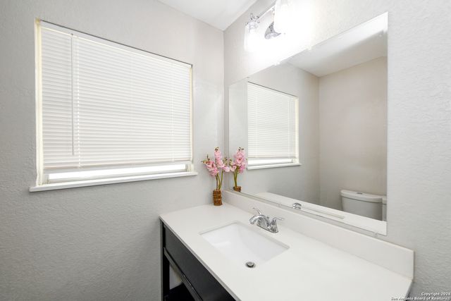 7430 Stagecoach Ln, San Antonio, TX 78227