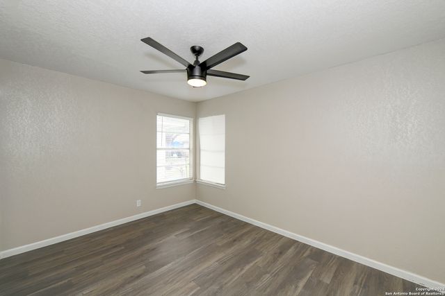 7430 Stagecoach Ln, San Antonio, TX 78227