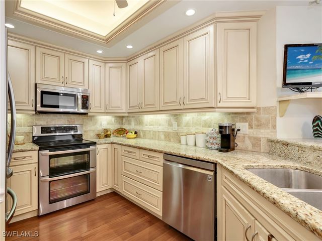 1001 Arbor Lake DR 1502, Naples, FL 34110