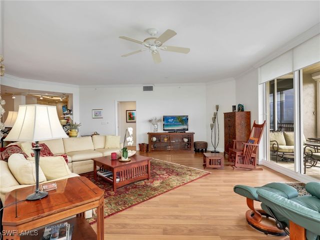 1001 Arbor Lake DR 1502, Naples, FL 34110