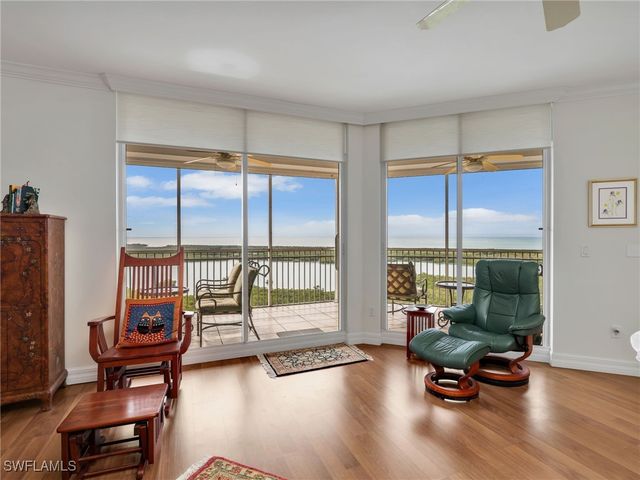 1001 Arbor Lake DR 1502, Naples, FL 34110