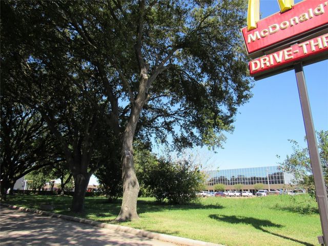 3735 Red Bluff Road, Pasadena, TX 77503