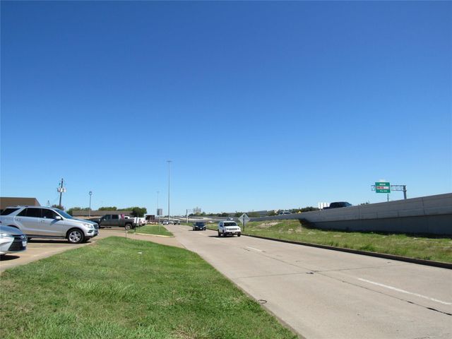3735 Red Bluff Road, Pasadena, TX 77503